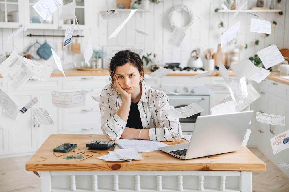 What are the risks of using a loan broker